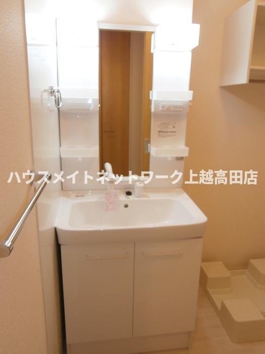 メゾン プランタンの独立洗面台|洗髪洗面化粧台