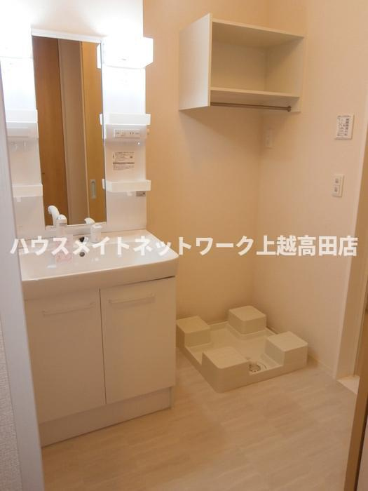 メゾン プランタンの洗面所|洗髪洗面化粧台・洗濯機置場