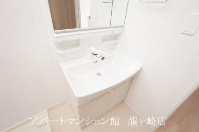 ケリーヒルズの独立洗面台