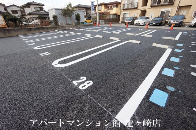 Reizen Ⅱの駐車場