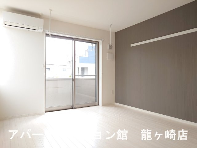 エンプレスⅡの居間・リビング