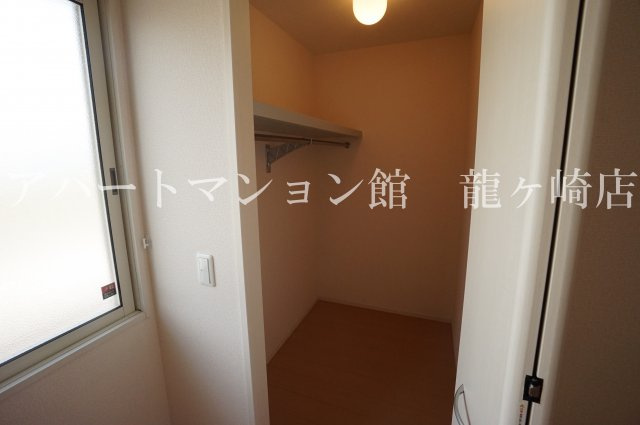 サンフローラAの収納