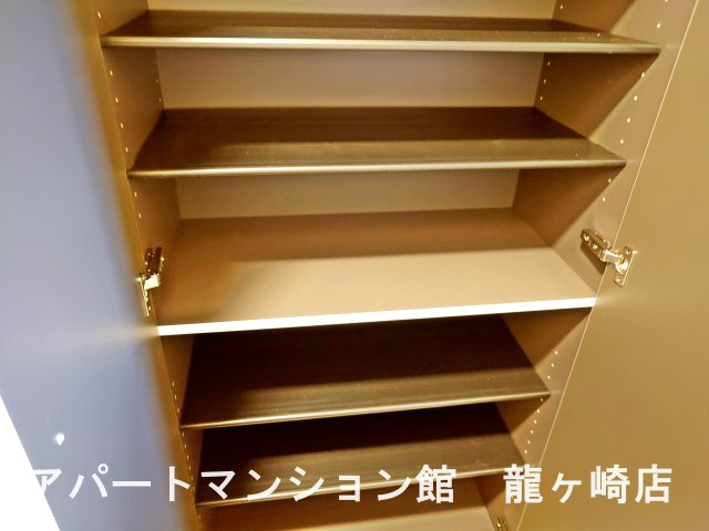 メゾン　ベルフルールの収納