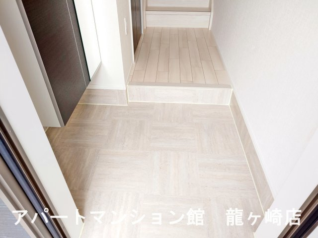 メゾン　ベルフルールの玄関