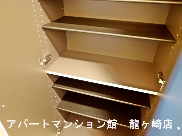 メゾン　ベルフルールの収納