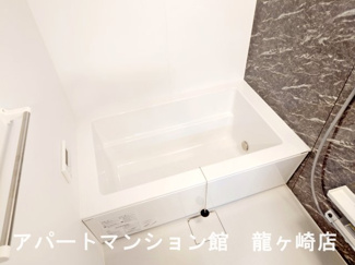 【浴室】 | メゾン　ベルフルール