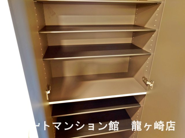 メゾン　ベルフルールの収納