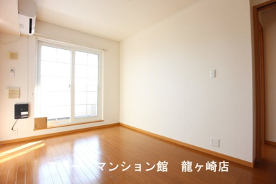 【居間・リビング】 | さくらヒルズ霞台　壱番館