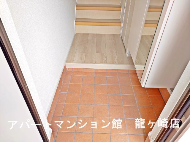 ローザ・ヴィレⅢの玄関