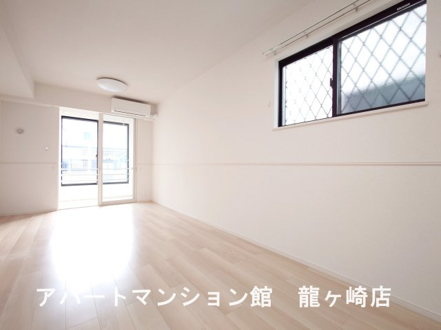 レジデンシアBの居間・リビング