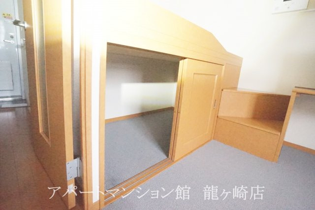 レオパレスティンカーベルの収納