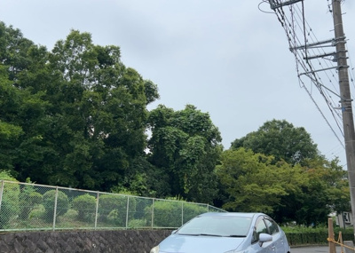 【展望】 | 東中野新築戸建 | 土地の地勢が高台の場合、景色を綺麗にみることができ、景色にこだわってお家探ししている方におすすめです！また平坦地よりも風通しがいいというメリットがあります。デメリットもあるので是非現地でご確認下さい。