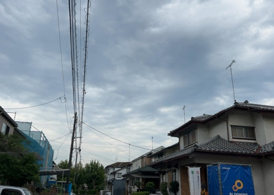 【展望】 | 東中野新築戸建 | 桜や紅葉の名所に出かける人は多いと思いますが、家にいながら季節の移ろいを感じる生活を送りませんか？リビングや窓から見える景色が生活を彩るワンポイントに！現地から見える景色を堪能してみては如何でしょう。