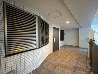 【玄関】 | リベールグラン夕陽丘 | 【ポーチ】マンションでありながら戸建て住宅のような専用の門扉付きのお部屋！