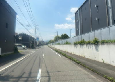 【展望】 | 田名新築戸建 | 桜や紅葉の名所に出かける人は多いと思いますが、家にいながら季節の移ろいを感じる生活を送りませんか？リビングや窓から見える景色が生活を彩るワンポイントに！現地から見える景色を堪能してみては如何でしょう。
