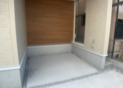 【駐車場】 | 上溝新築戸建 | 駐車場と明記されていても、最小スペースでつくられた駐車場だと大型車は駐車できなかったり、出入りしにくくなったりする可能性があります。お車のサイズと購入したい物件の駐車場のサイズを現地で確認しましょう。