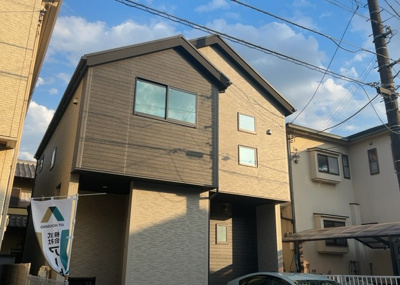 【外観】 | 光が丘新築戸建 | ついに完成致しました！現地をご見学に行く際は、道路の幅や周辺の交通量、施設などをご確認頂くことをおすすめします！物件の流れが早いため、内見をしたい方はお早めに当社営業までお問い合わせ頂きご予約下さい！