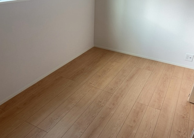 【子供部屋】 | 光が丘新築戸建 | 子供が何人でも年齢によっては、受験時にしっかり壁のある個室があった方が良い場合もあります。難しい問題ですが、兄弟の人数や、性別や年齢差によって状況が異なりますので、数年後のこともしっかり考えましょう。