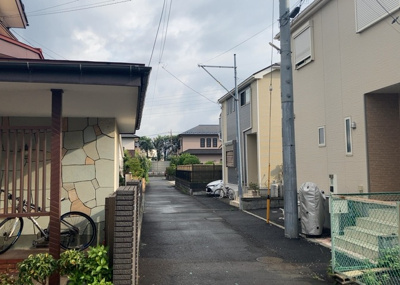 【展望】 | 緑ケ丘新築戸建 | 眺望を気にして物件を探す場合、前面に建物が建っていないか現地で確認しましょう！前面に建物があると景色はもちろん、日当たりや風通しにも影響が出てきます。住んだ時のことを想像しながら現地見学をしましょう。