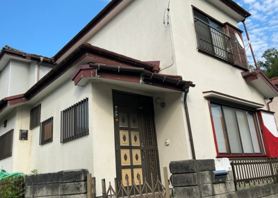 【外観】 | 青野原中古戸建 | 土地を買う際、住む地域の自治体や福祉の補助制度にも注目してみましょう。子供や老人の医療補助やゴミ出しのルールなど、自治体によってルールに大きな違いがあるため、暮らしやすい土地で判断するとよいでしょう。