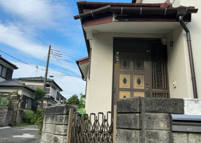 【外観】 | 青野原中古戸建 | 物件の詳細については、現地を見てわかること以外に、役所や法務局などで調べないとわからないことがあります。そのため、現地に行く場合は、もしこの物件を買ったらどのような生活ができるかをイメージしましょう。