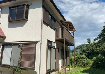 【外観】 | 中野中古戸建 | 物件の詳細については、現地を見てわかること以外に、役所や法務局などで調べないとわからないことがあります。そのため、現地に行く場合は、もしこの物件を買ったらどのような生活ができるかをイメージしましょう。