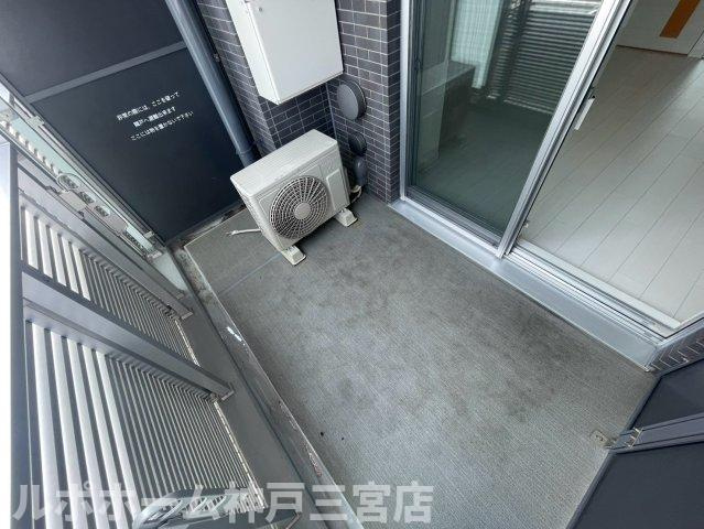 アーバネックスみなと元町のバルコニー