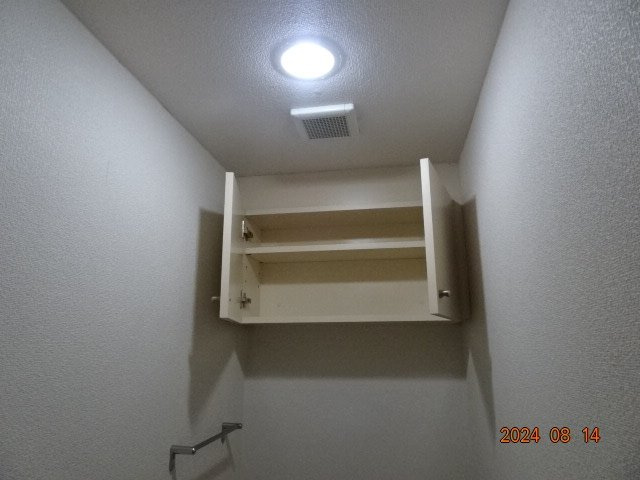 ＯＬＩＯ池尻大橋のトイレ|上部収納
