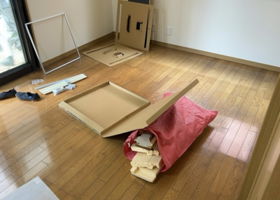 【ダイニング】 | 東淵野辺中古戸建 | ダイニングは、食事や家族の団らんスペースとしてだけではなく、ほかの用途としても使用することができます。ダイニングテーブルを置き、食事のためのスペースを作ることでリビングとの差別化を図ることができます。