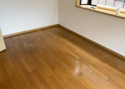 【子供部屋】 | 東淵野辺中古戸建 | 子供が何人でも年齢によっては、受験時にしっかり壁のある個室があった方が良い場合もあります。難しい問題ですが、兄弟の人数や、性別や年齢差によって状況が異なりますので、数年後のこともしっかり考えましょう。