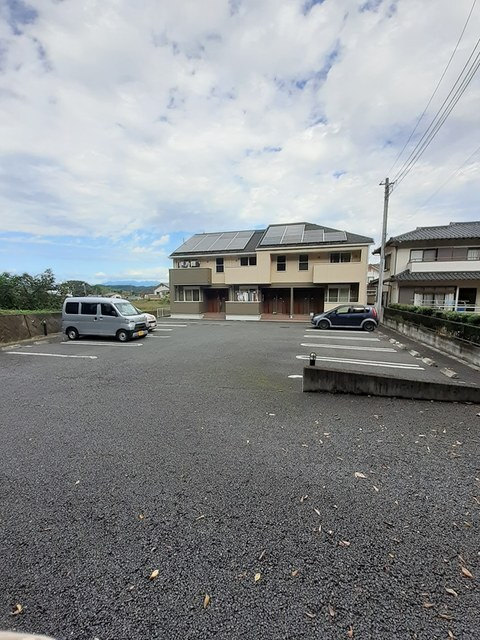 カーサ　モレラの駐車場