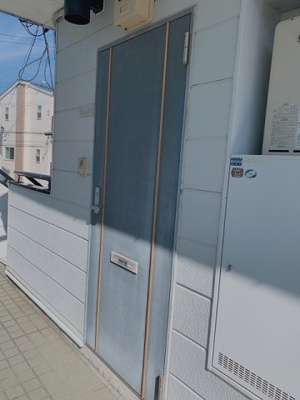 【玄関】 | レオパレスＲＡＦＦＩＮＡＴＯＩ