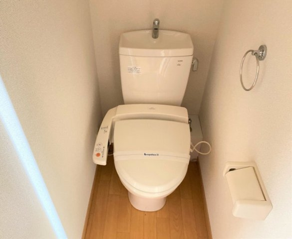 レオパレスエメラルドグリーンのその他