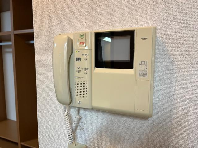 リバパレス鶴舞の内装|カメラ付きインターホン