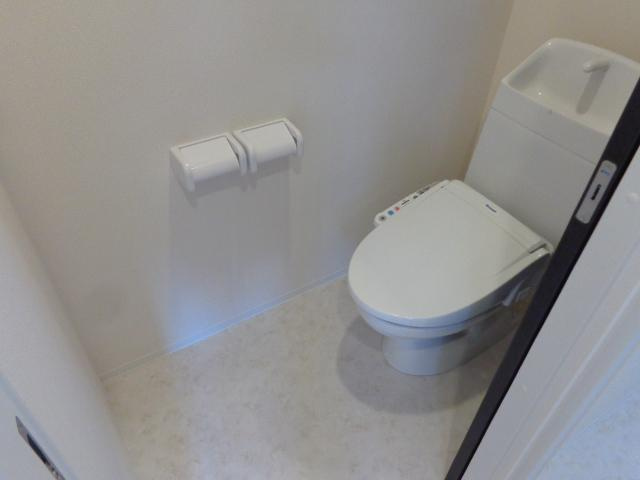 リバティ クレスのトイレ|シャワー付トイレ