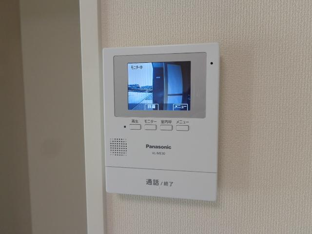 リバティ クレスの内装|カメラ付インターホン