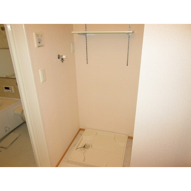 各務原市鵜沼三ツ池町２丁目のアパートのその他