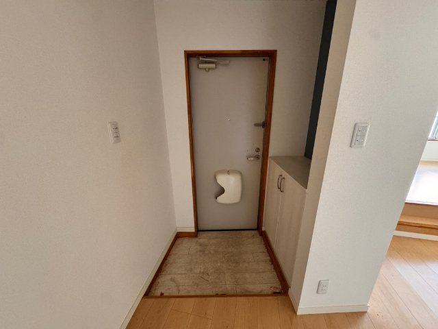 サンフォレスト俵の玄関