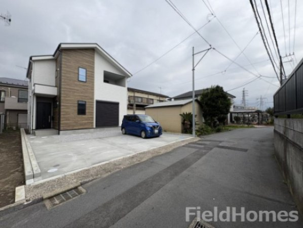 平塚市榎木町新築戸建て　1期1号棟の前面道路含む現地写真|前面道路含む現地写真です。