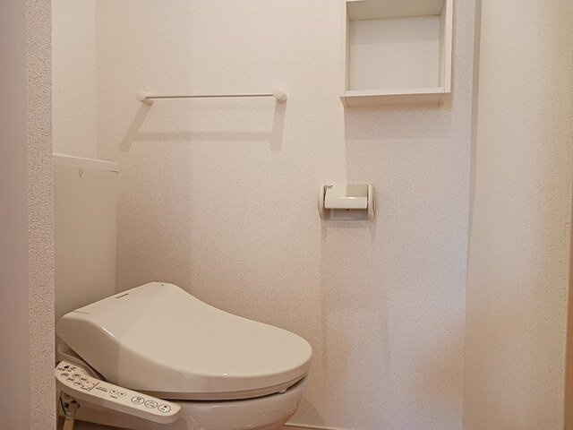 ヴィラ・ブリーズⅢのトイレ|コンパクトで使いやすいトイレです