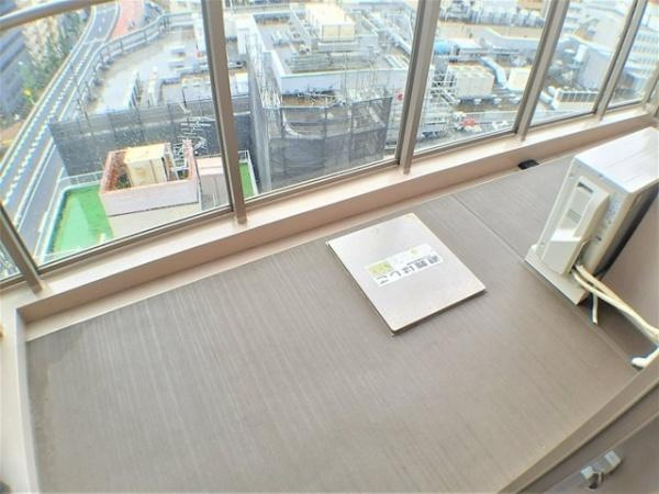 【バルコニー】