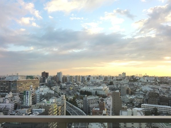 【バルコニー】