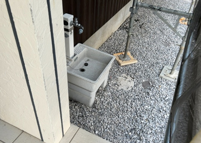 【設備】 | 林中古戸建 | 敷地内に散水栓や立水栓があると便利です。水道水を直接利用できるため、水を運ぶ手間を省くことが出来ます。大量の水を必要とする洗車作業や清掃などに役立ちます。その他設備とあわせて、現地でご確認ください。