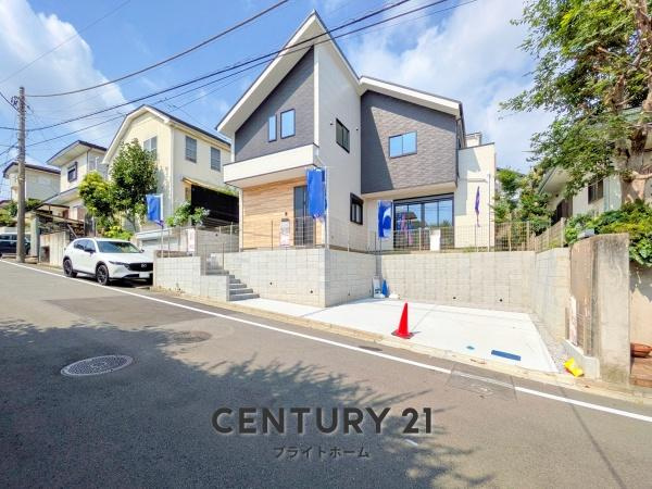 横浜市緑区北八朔町の新築一戸建の前面道路含む現地写真|陽当りの良さ、住環境を現地にてご確認下さい！
周辺環境も合わせてご案内させていただきます！
