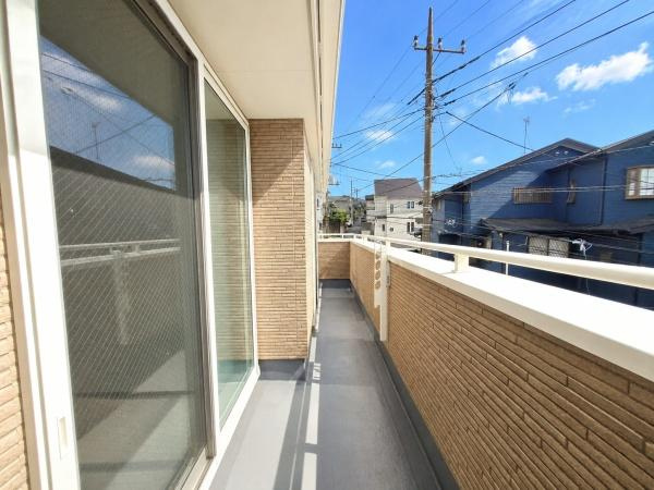 横浜市泉区白百合１丁目の新築一戸建のバルコニー|陽当り良好のバルコニー！
風通しもよく気持ちいいです