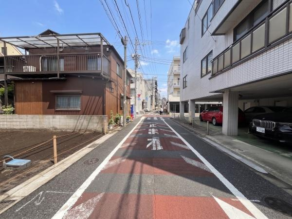 大田区南千束３丁目の売地の前面道路含む現地写真