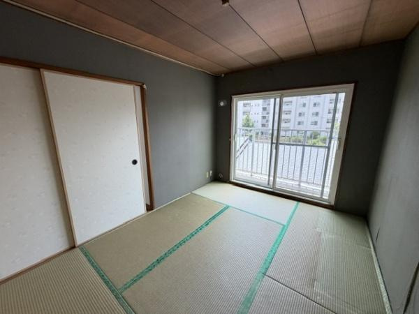 【玄関】 | フルーレ藤阪3号棟 | 玄関