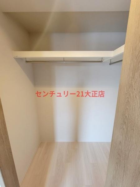 Louis Residence 弁天町の収納|★ウォークインクローゼット★