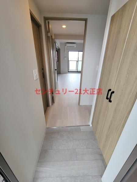 Louis Residence 弁天町の玄関|★シューズインクローゼットもあります！★