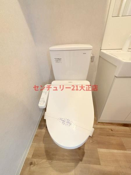 大阪市港区市岡元町１丁目の賃貸マンションのトイレ
